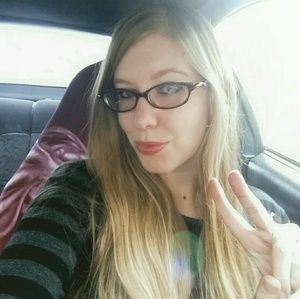 Meet your Posher, Krystal